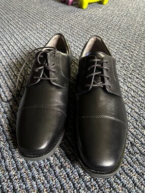 Florsheim Black Cap-Toe Derby Dress Shoes